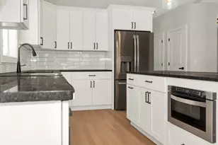 105 Franklin, Belchertown, MA 01007 - Photo 15