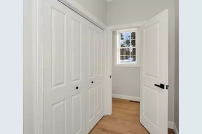 105 Franklin, Belchertown, MA 01007 - Photo 23