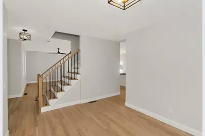 105 Franklin, Belchertown, MA 01007 - Photo 3