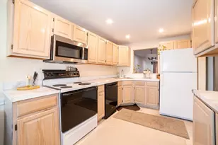 67 Crystal Brook Way, Marlborough, MA 01752 - Photo 11