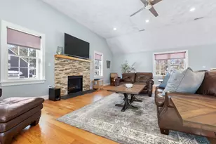 31 Floyd Ave, Tewksbury, MA 01876 - Photo 13