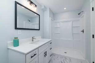 20 Vine St, Braintree, MA 02184 - Photo 37