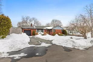 35 Alden Rd, Swampscott, MA 01907 - Photo 1