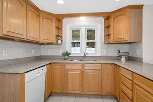 177 Haverhill St, North Reading, MA 01864 - Photo 13