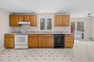 220 Alana Dr, Northbridge, MA 01534 - Photo 15