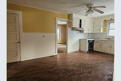 114 Smith St, Athol, MA 01331 - Photo 3