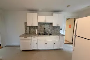 107 Bloomfield St, Boston, MA 02124 - Photo 3