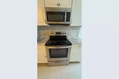 107 Bloomfield St #3, Boston, MA 02124 - Photo 5