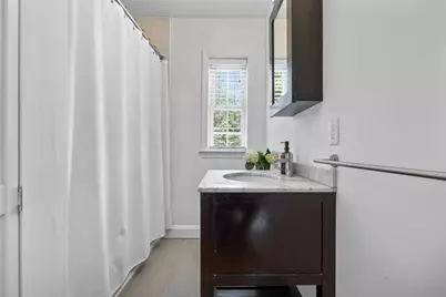 27-29 Commonwealth Ave #9, Newton, MA 02467 - Photo 11