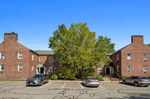 2729 Commonwealth Ave, Newton, MA 02467 - Photo 19