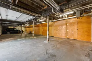 2729 Commonwealth Ave, Newton, MA 02467 - Photo 13