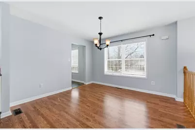 18 Devlin Dr, Chicopee, MA 01020 - Photo 7