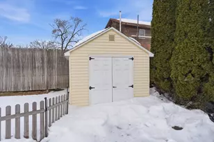 18 Devlin Dr, Chicopee, MA 01020 - Photo 41