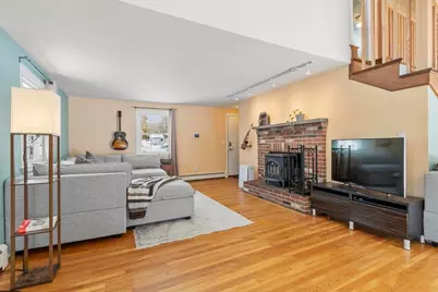 342 Cathy St, Fitchburg, MA 01420 - Photo 5