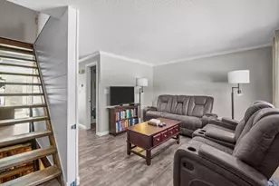 1638 Plymouth St, East Bridgewater, MA 02333 - Photo 5