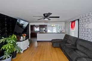1730 Carew St, Springfield, MA 01104 - Photo 11