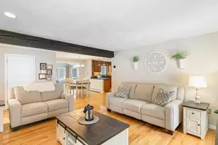 49 Windsor Ln, North Andover, MA 01845 - Photo 5