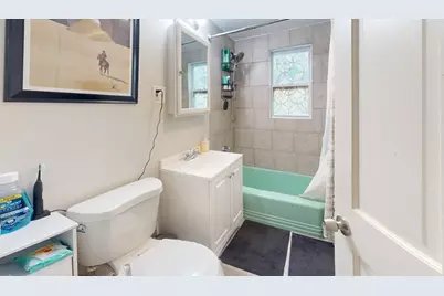 35 Willis Ave #1, Medford, MA 02155 - Photo 9