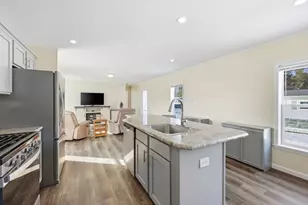 7 1st Ave, Westfield, MA 01085 - Photo 7