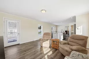 7 1st Ave, Westfield, MA 01085 - Photo 9