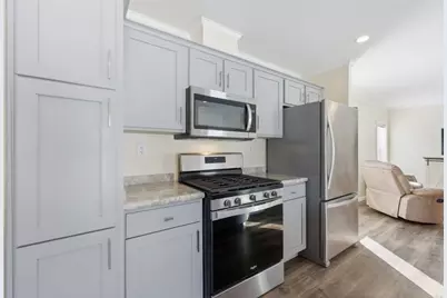 7 1st Ave, Westfield, MA 01085 - Photo 3