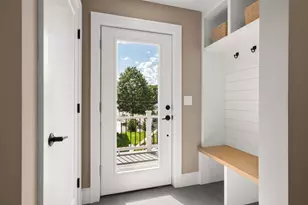 71 Whites Ave, Watertown, MA 02472 - Photo 3