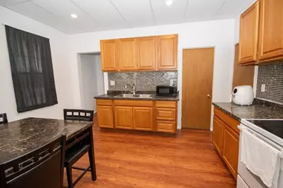 124 Walter St, Chicopee, MA 01013 - Photo 15