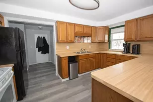 124 Walter St, Chicopee, MA 01013 - Photo 5