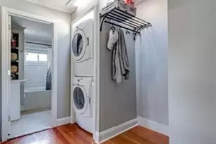 761 E 6th St, Boston, MA 02127 - Photo 5