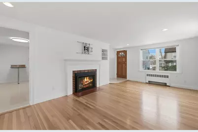 43 Brewster Rd, Medford, MA 02155 - Photo 9