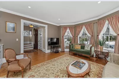 19 Chestnut Ter, Newton, MA 02459 - Photo 5