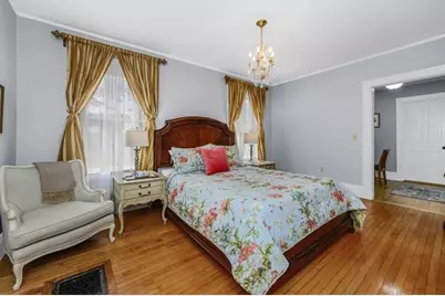 19 Chestnut Ter, Newton, MA 02459 - Photo 17