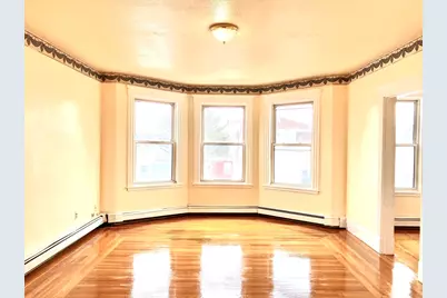 41 Brimblecom St #3, Lynn, MA 01902 - Photo 3