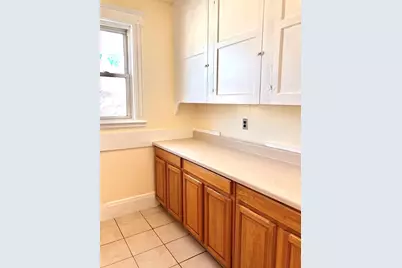 41 Brimblecom St #3, Lynn, MA 01902 - Photo 9