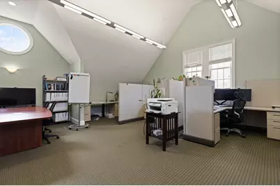 4 Broad St, Plainville, MA 02762 - Photo 15