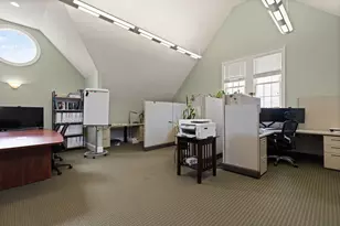 4 Broad St, Plainville, MA 02762 - Photo 15