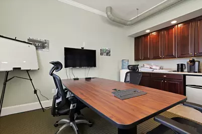 4 Broad St, Plainville, MA 02762 - Photo 9