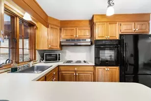 11 Ludlow Ave, Wakefield, MA 01880 - Photo 17