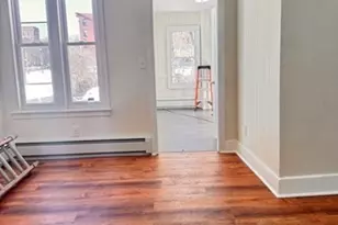 121 Newton St, Holyoke, MA 01040 - Photo 3