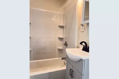 121 Newton St #1, Holyoke, MA 01040 - Photo 15