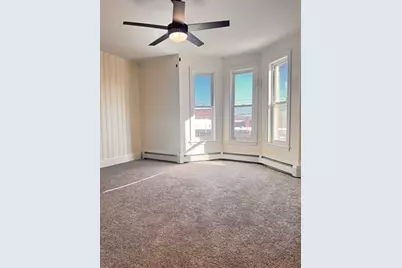 121 Newton St #1, Holyoke, MA 01040 - Photo 21