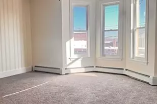 121 Newton St, Holyoke, MA 01040 - Photo 21