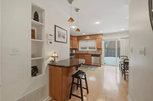 1155 Dickinson St, Springfield, MA 01108 - Photo 3