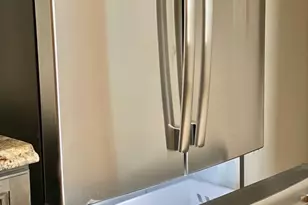 5 Hampshire St, Holyoke, MA 01040 - Photo 3