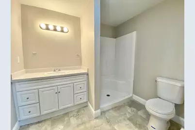 5 Hampshire St #3, Holyoke, MA 01040 - Photo 15