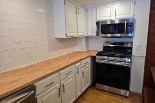 223 Central St, Hudson, MA 01749 - Photo 5