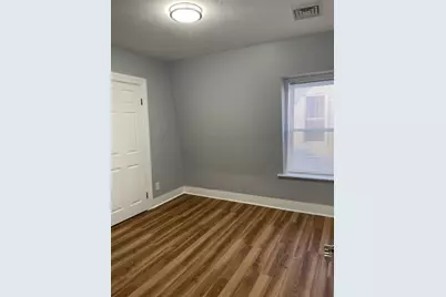 12 Winslow St, Worcester, MA 01609 - Photo 9