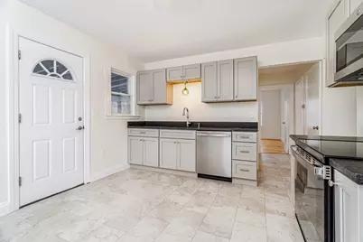 14 Viscoloid Avenue, Leominster, MA 01453 - Photo 15