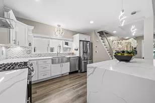 13 Leyden St, Medford, MA 02155 - Photo 11