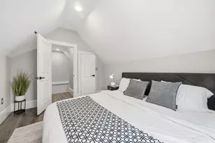 13 Leyden St, Medford, MA 02155 - Photo 23